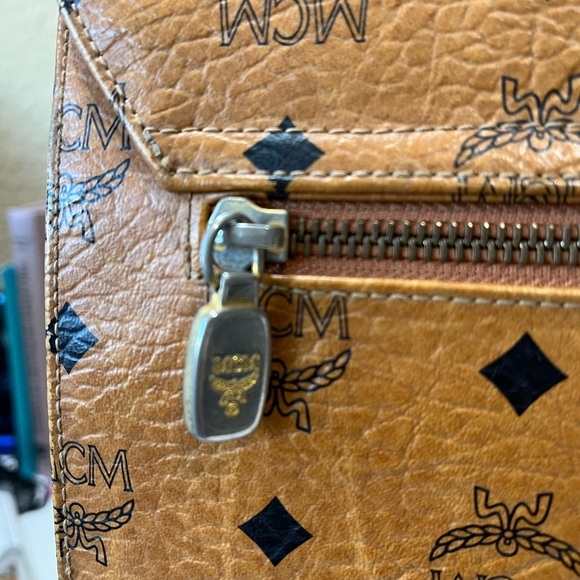 MCM VINTAGE DOCUMENT/LAPTOP BAG - Picture 14 of 16